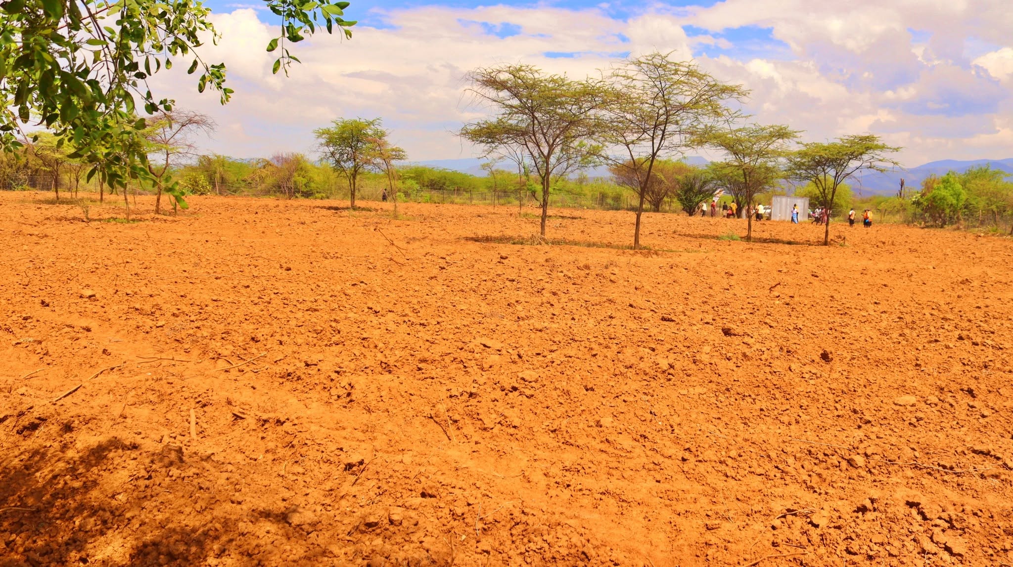 KAPTOMBES FARM - LOCATION BARE LAND AT KAPTOMBES